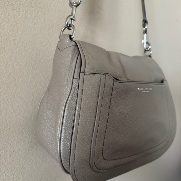Marc Jacobs Empire City Messenger crossbody bag - Picture 5 of 15